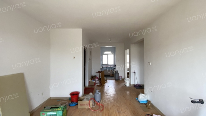 西辛嘉苑二手房实景图