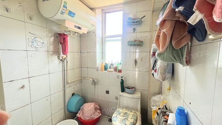 范阳路 铁道部建厂局 非顶层 拎包入住-卫生间