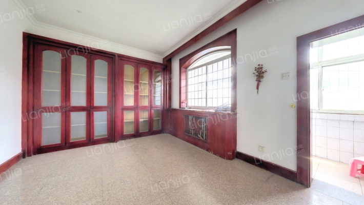 洪家楼西路90号二手房实景图