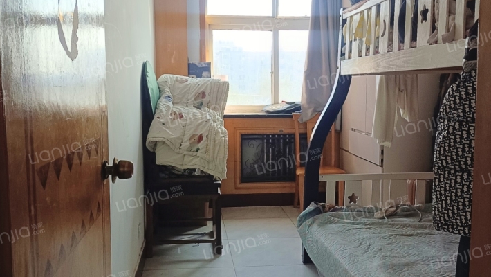 出门范阳路  配套齐全   生活方便-卧室B