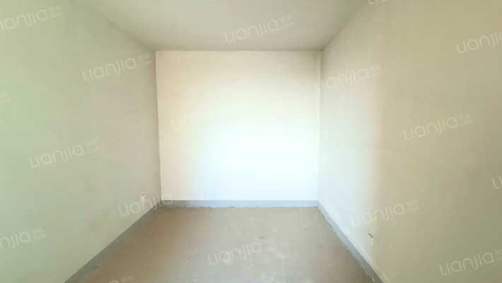 满二，两居室，集中供暖，采光好，优质房源！-卧室B