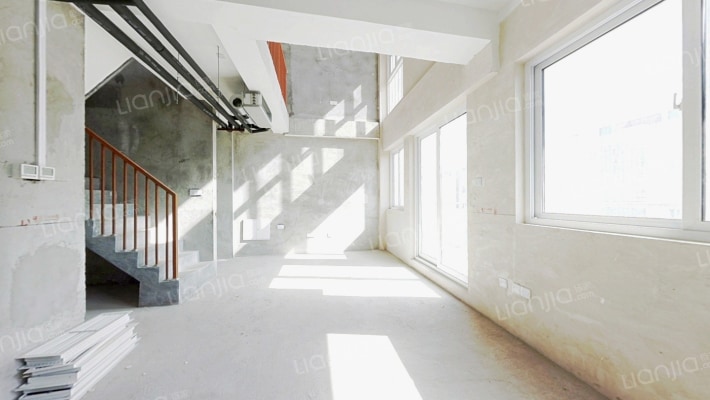 至美里二手房实景图