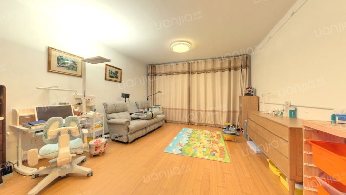 上第MOMA二手房实景图