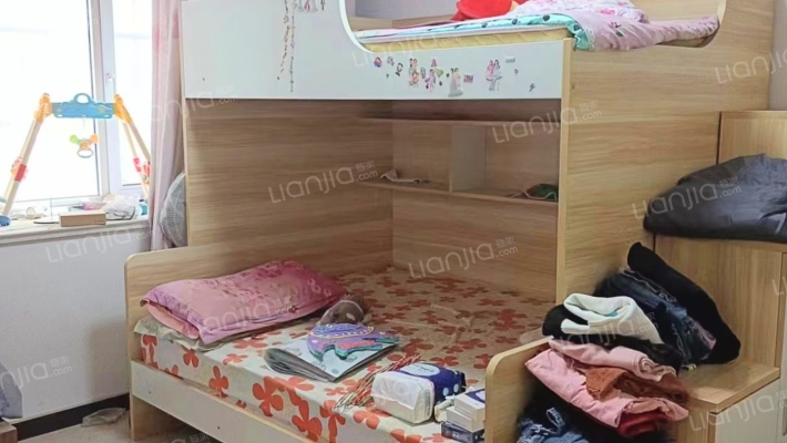 全阳格局，精装修，中间楼层，视野宽阔，采光充足-卧室B