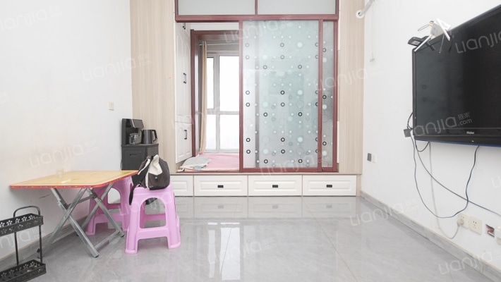 宏伟名都三期二手房实景图