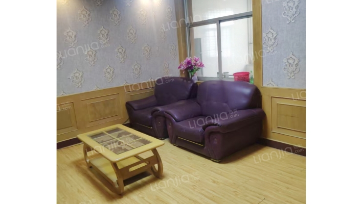 广场小区二手房实景图