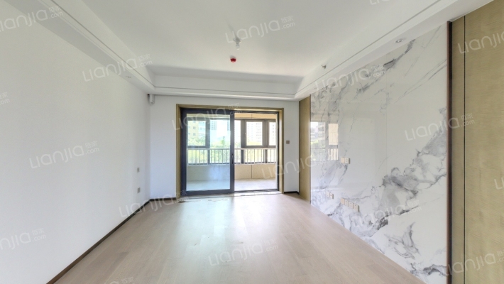 朗诗新郡3期二手房实景图