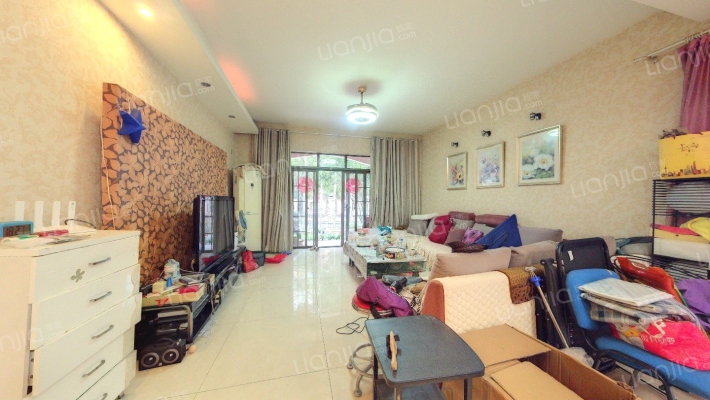 泰基花溪谷二手房实景图