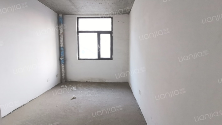 房子是A栋上叠，随时看房，小区环境优美。-卧室A