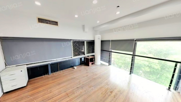 嘉汇国贸二手房实景图