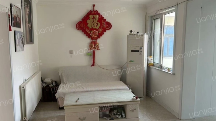 标准件家属楼二手房实景图