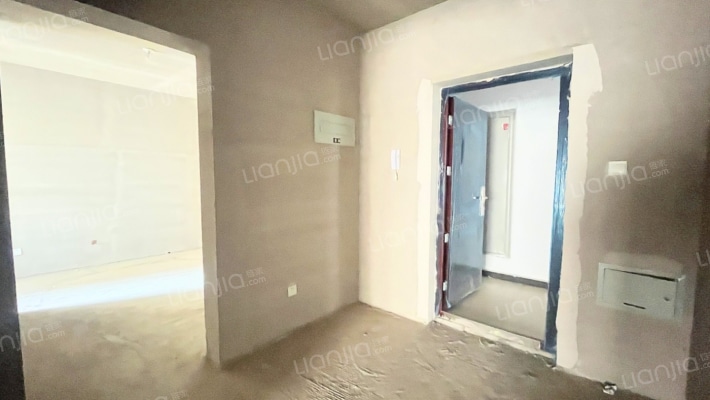 金域中央 市医院 集中供暖 中低楼层 小三居-餐厅