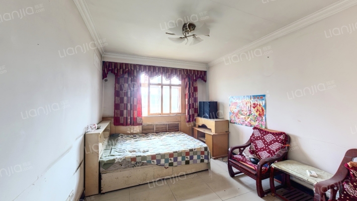 九龙里二手房实景图