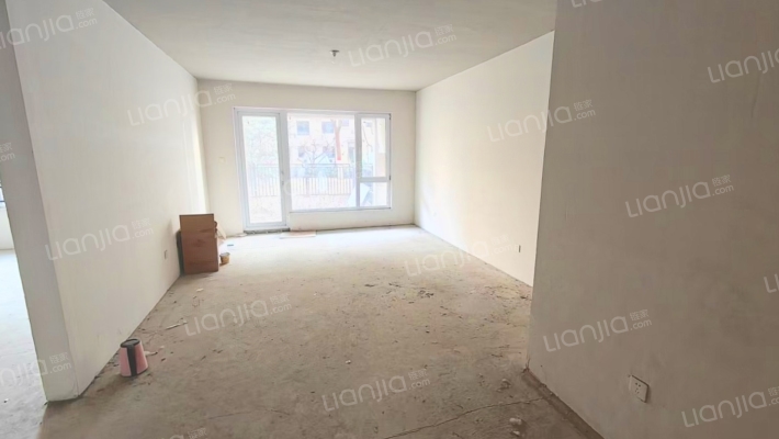 大社区 南北通透 好楼层 采光视野好 北京公交直达小区-客厅