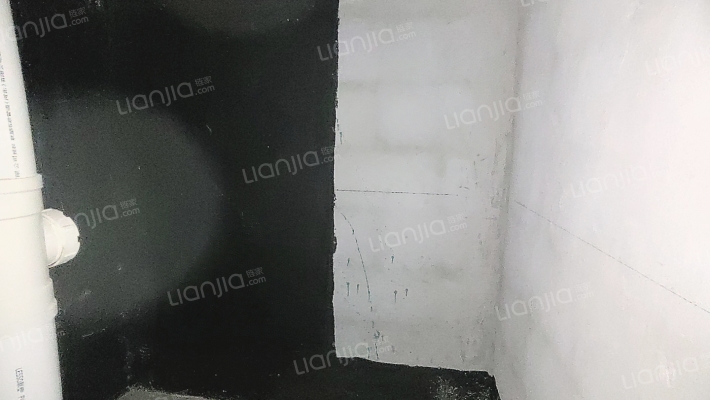 业主换房急售，明厨明卫通透三居，随时看房-卫生间