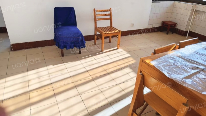 四通巷二手房实景图