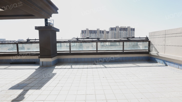 中天悦府和园+叠拼别墅 上叠带院 外跨平台-露台
