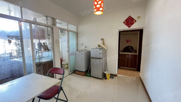 矿山局家属楼南院 市医院  精装修-客厅