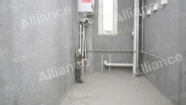 天顶即复 西区南向大2居 满二 不对电梯 视野开阔-厨房