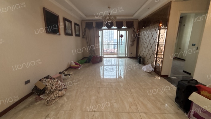 圣天湖西岸二手房实景图