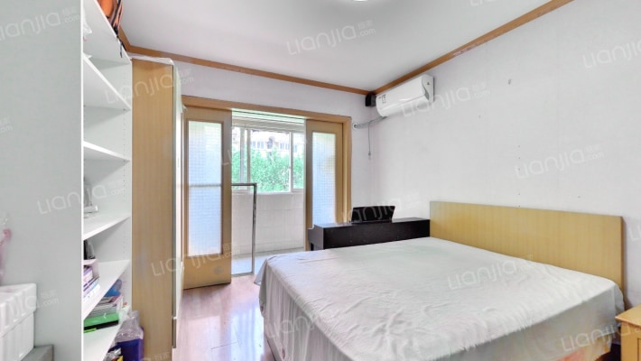 龙凤花园腾龙里二手房实景图