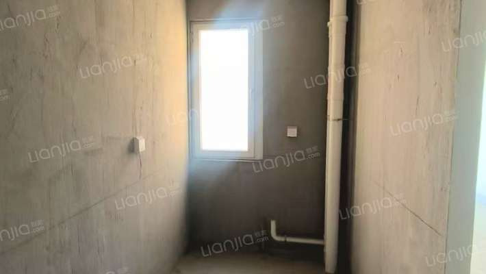 水岸花城 1室1厅 南-厨房