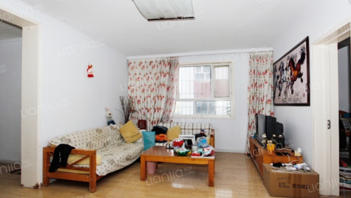 东风制衣厂小区二手房实景图