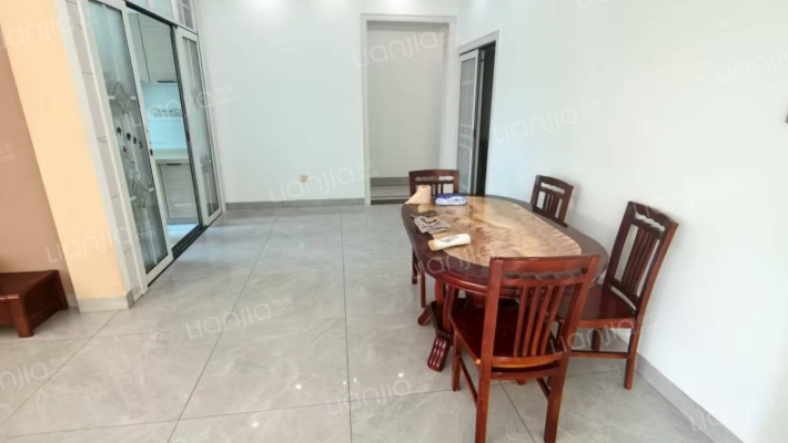 椰风海韵二手房实景图