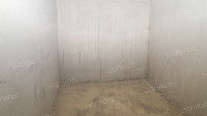 京都颐和城 5室2厅 南 北-卫生间B