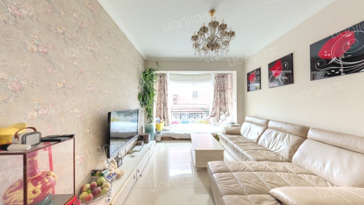 云大小区二手房实景图