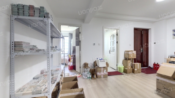 长虹南苑二手房实景图