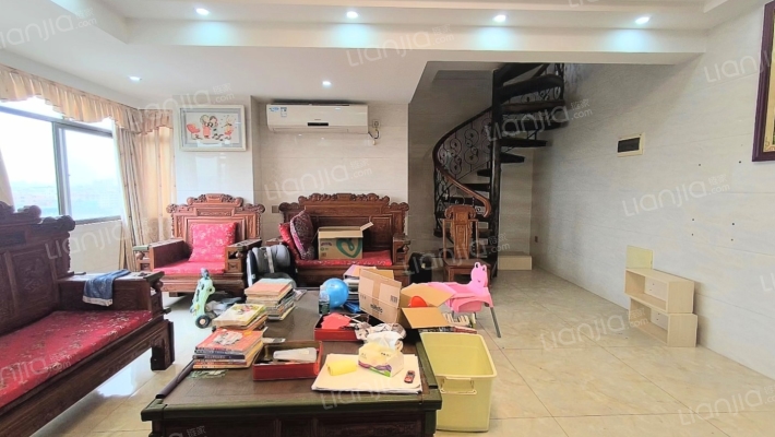 彩虹商城小区二手房实景图