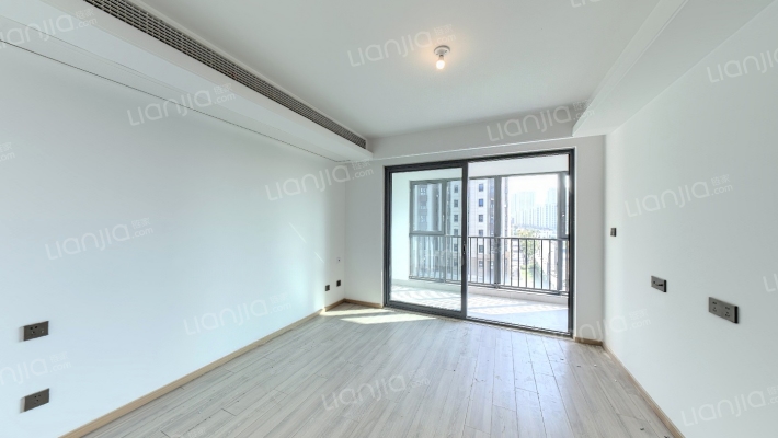 上坤云栖风华璟园二手房实景图