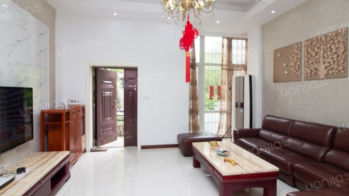 君临南山二手房实景图