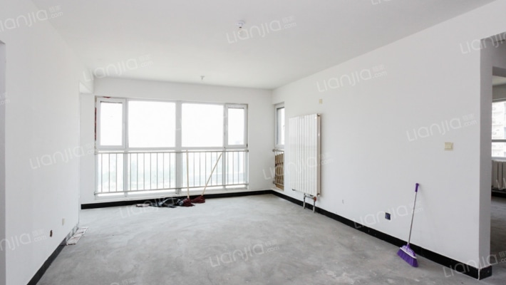 昶昊首府二手房实景图