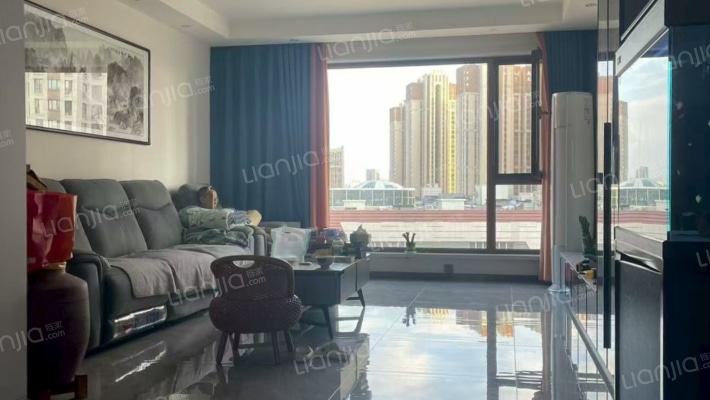 路弘滨江华府二手房实景图