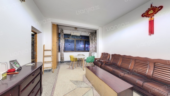 五棵树小区二手房实景图