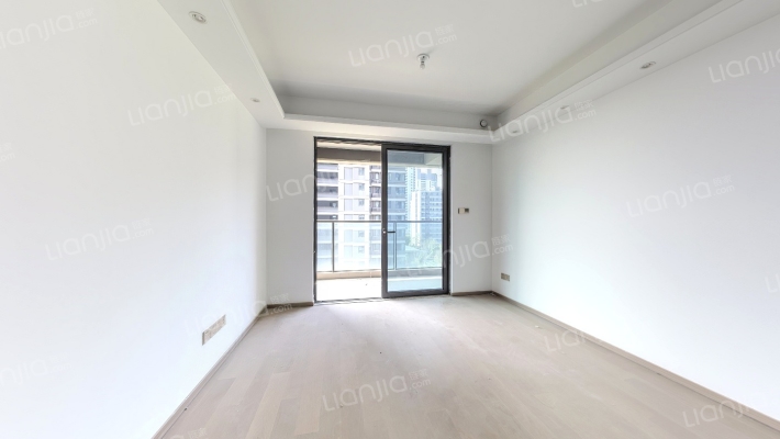 宋都柏悦府二手房实景图