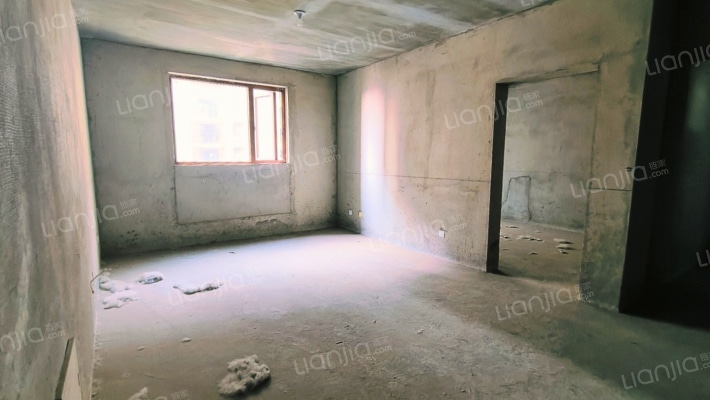 华泰豪庭二手房实景图