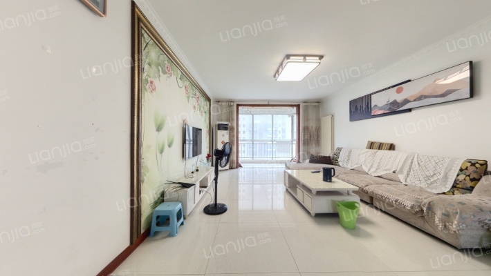 昆泉星港577号二手房实景图