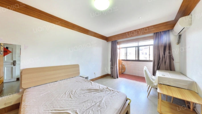 新泾一村二手房实景图