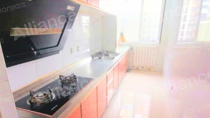 此房满五 户型方正，南北两居室 带装修 采光好-厨房