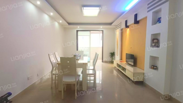 家家福小区二手房实景图