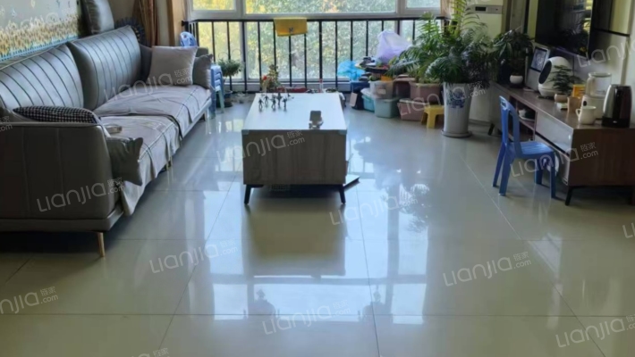 金缘居二手房实景图