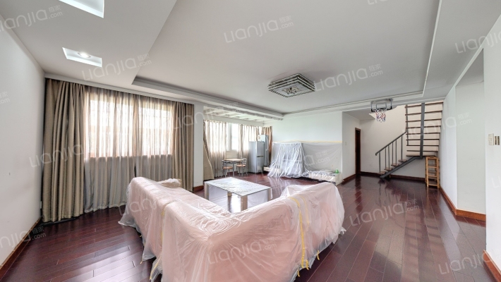 卧龙▪流星花园二手房实景图