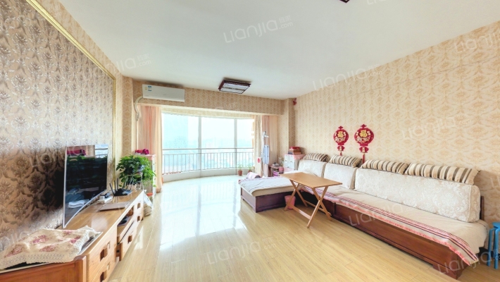 第一家小区二手房实景图