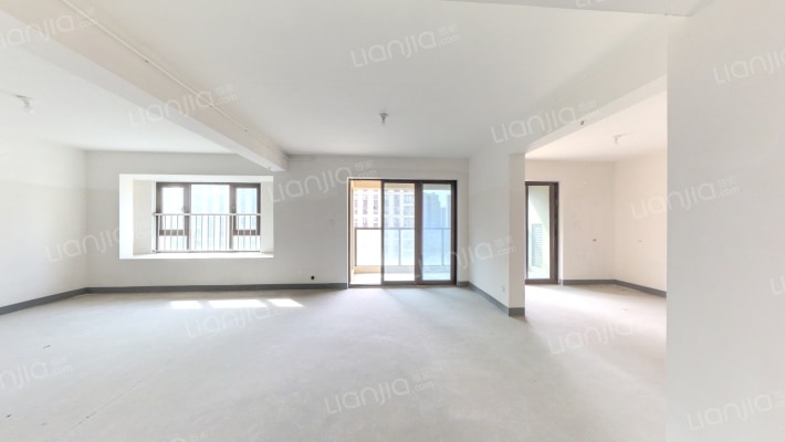 禾硕苑二手房实景图