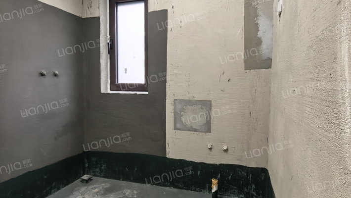 洋房 三居双卫 央企开发 集中供暖 三阳开泰房型-卫生间B