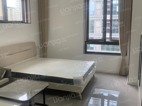 整租·融创缇香榭A区 1室1厅 南