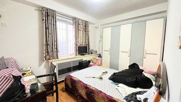 物探五号院 新楼 南北通透三居 带地下室-卧室C